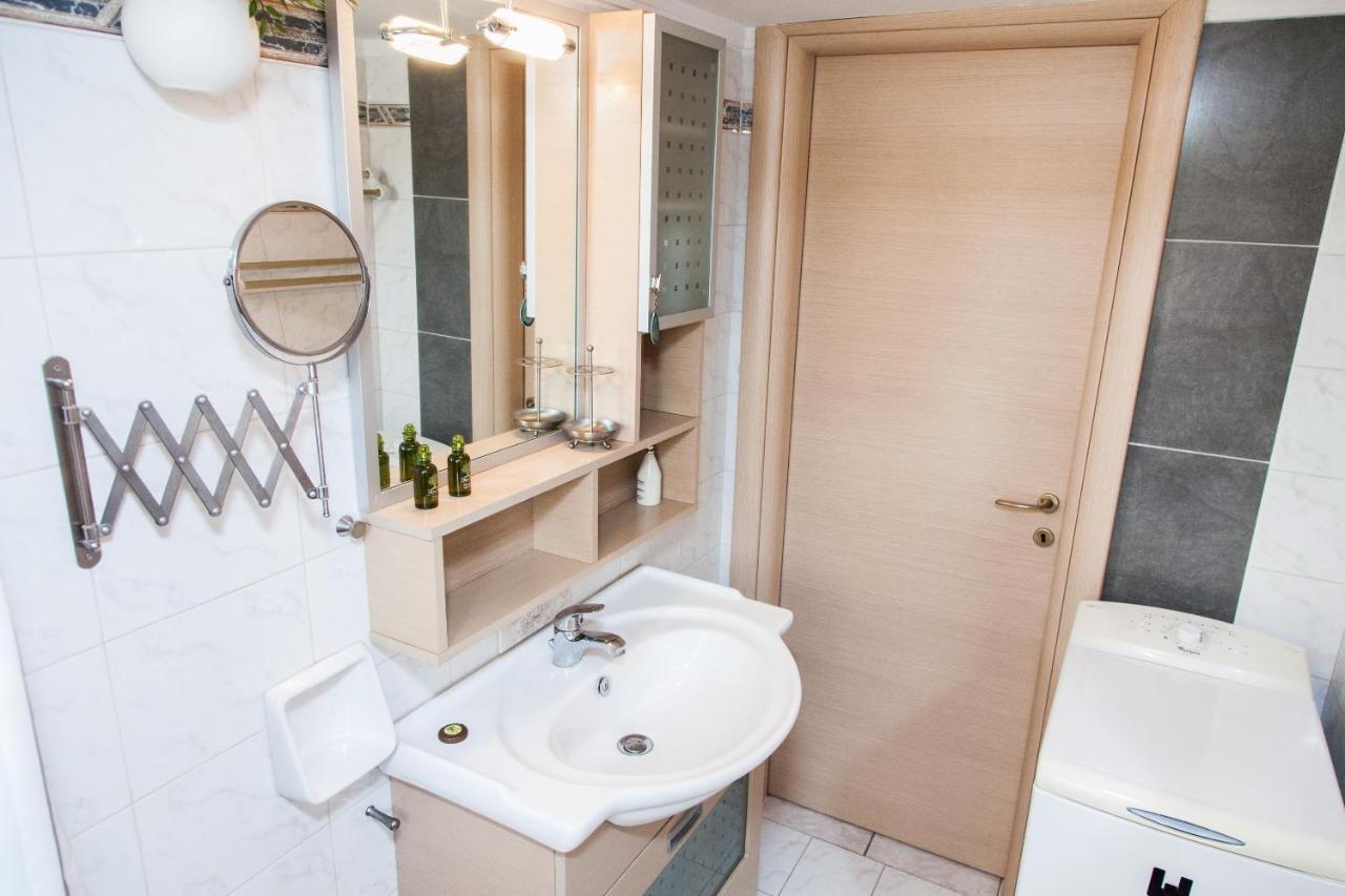 Amazing Apartment With View! Πειραιάς Εξωτερικό φωτογραφία